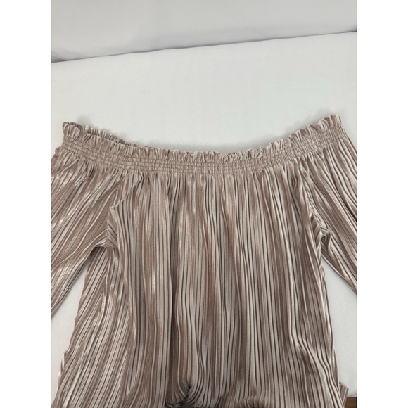 Banana Republic Off‎ Shoulder Pleated Velour Beige Top Womens Size Large - Picture 6 of 7